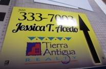 PVC signs for Jessica Acedo – Tierra Antigua